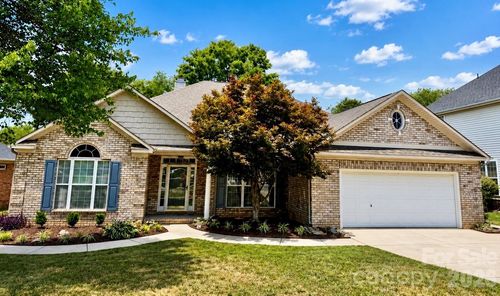 576 Gatsby Pl Nw, Concord, NC, 28027-5216 | Card Image