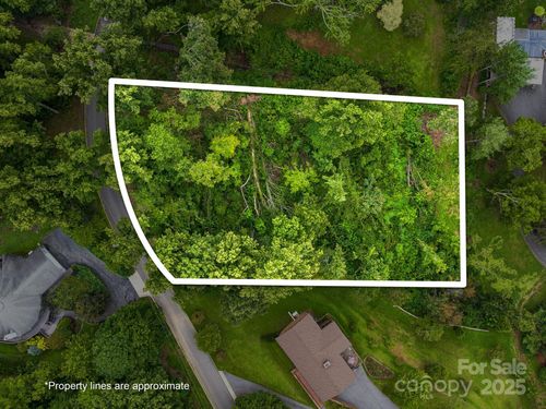 99999 Windsor Rd, Asheville, NC, 28804 | Card Image