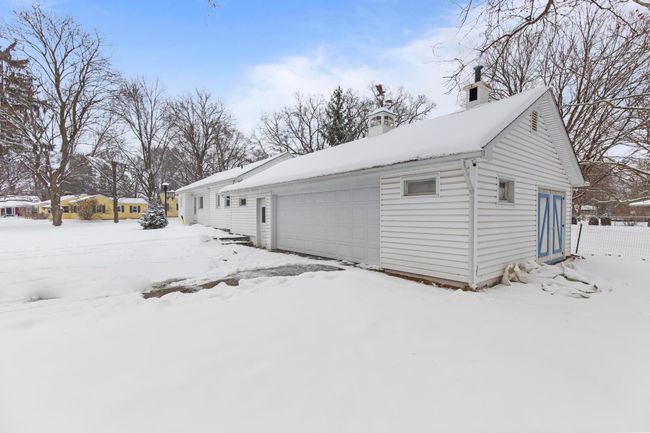 73798 Floral St, House other with 3 bedrooms, 2 bathrooms and null parking in Armada MI | Image 4