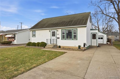 77 King Ave, Depew, NY, 14043-2108 | Card Image