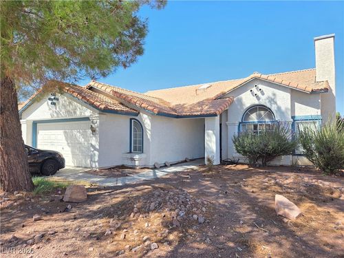 3804 Dauntless Dr, North Las Vegas, NV, 89031-0133 | Card Image