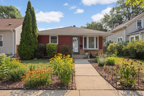 3740 Perry Ave N, Robbinsdale, MN, 55422-2008 | Card Image
