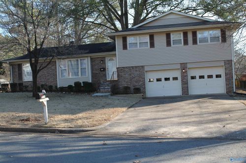 2506 Pentolope Dr Se, Huntsville, AL, 35803-1818 | Card Image