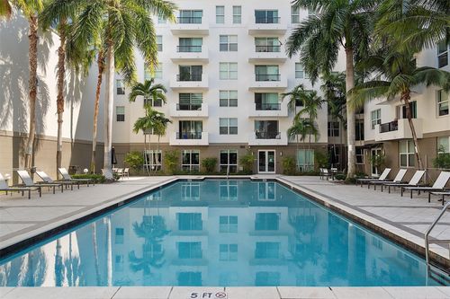 apt-617-2421 Ne 65th St, Fort Lauderdale, FL, 33308-1561 | Card Image