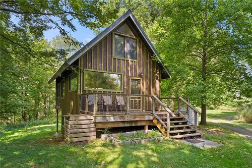 132 Brickyard Rd, Lansing, NY, 14882-9018 | Card Image