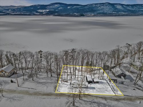 364 Delong Ln, Shoreham, VT, 05770-9811 | Card Image