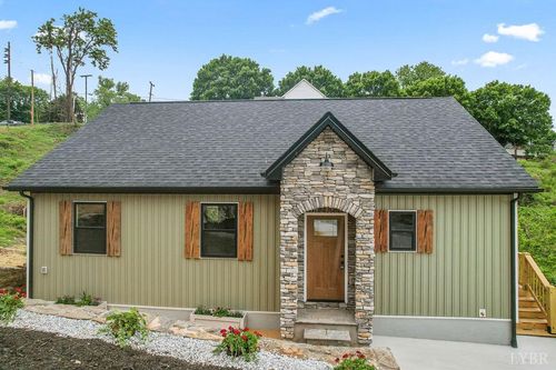 2127 Elm St, Lynchburg, VA, 24504-2030 | Card Image