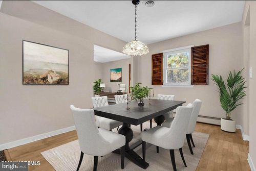 37 Zeeland Dr, Toms River, NJ, 08757-5830 | Card Image