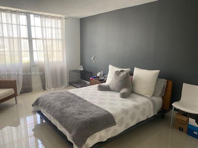 APT-1011W - 2801 Ne 183 Rd St, Condo with 1 bedrooms, 2 bathrooms and null parking in Aventura FL | Image 11