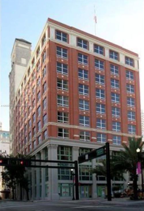 410-111 E Flagler St, Miami, FL, 33131-1107 | Card Image