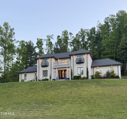 103 Fernwood Ln, Wise, VA, 24293-5435 | Card Image