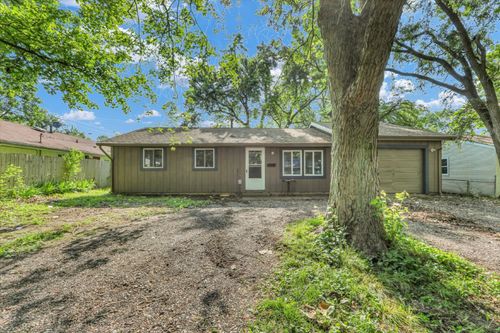 104 Dodson Dr S, Urbana, IL, 61802-4502 | Card Image