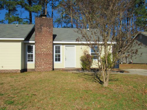 325 W Frances St, Jacksonville, NC, 28546-7776 | Card Image