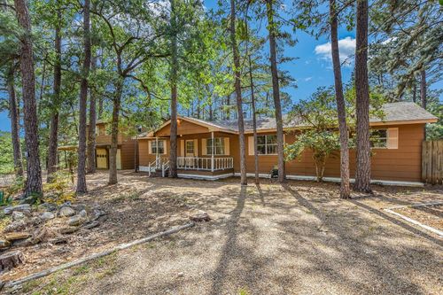 919 Stephen Ln, La Grange, TX, 78945-5361 | Card Image
