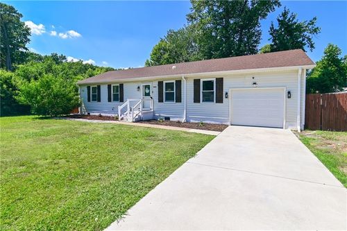 2845 Lambert Trl, Chesapeake, VA, 23323-2301 | Card Image