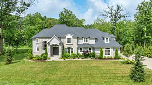 2420 Cedar Lakes Dr, Pepper Pike, OH, 44124-4259 | Card Image