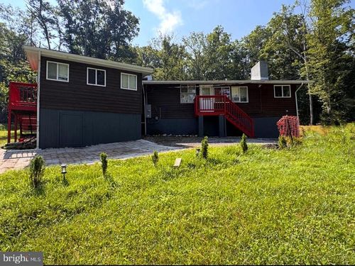 6856 Howellsville Rd, BOYCE, VA, 22620-3208 | Card Image