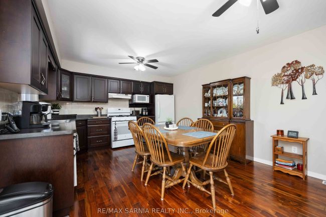 15 Eureka St, House other with 3 bedrooms, 2 bathrooms and 3 parking in Forest ON | Image 11
