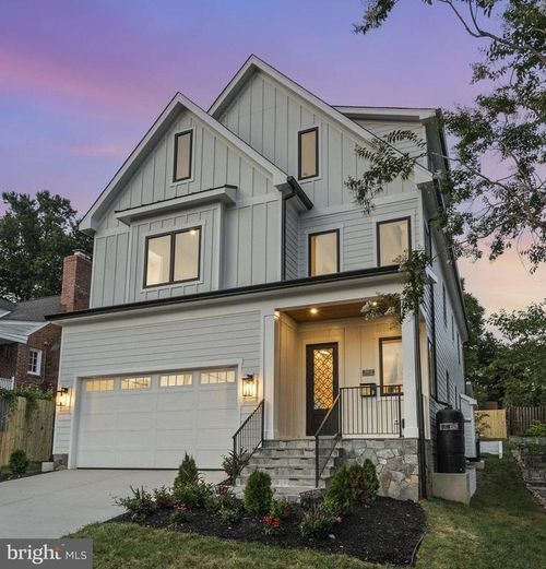 1905 N Taylor St, ARLINGTON, VA, 22207-3119 | Card Image