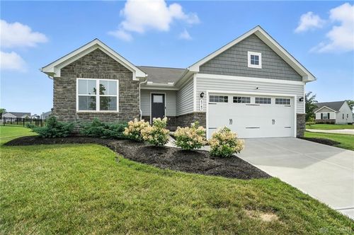 6747 Roycroft Dr, Middletown, OH, 45042-3121 | Card Image