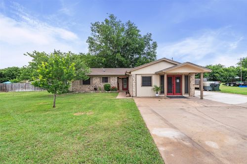 2015 Roberts Drive, Granbury, TX, 76048 | Card Image