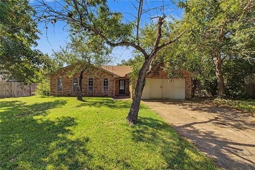 1302 Austin Ave, College Station, TX, 77845-5138 | Card Image