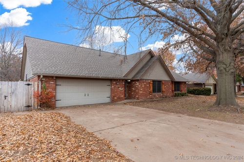 10901 S 83rd Eastavenue, Tulsa, OK, 74133 | Card Image