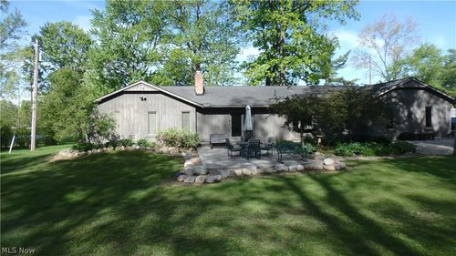 2075 Substation Rd, Brunswick, OH, 44212-3237 | Card Image