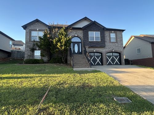 1109 Stillwood Dr, Clarksville, TN, 37042-8655 | Card Image