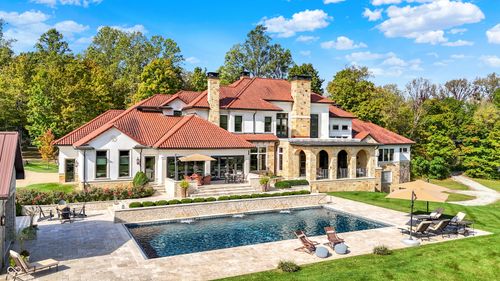 2075 S 950 E, Zionsville, IN, 46077-8875 | Card Image
