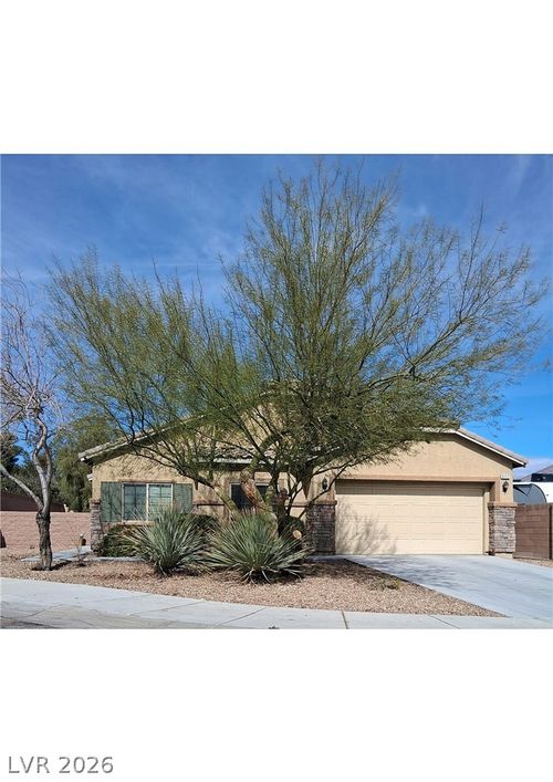 6112 Patriots Point Ct, Las Vegas, NV, 89108-4301 | Card Image