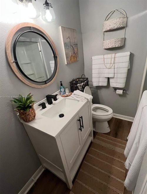 3887 E County Road 466, Oxford, FL, 34484-3472 | Card Image