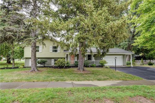 232 Meadowbriar Rd, Greece, NY, 14616-2343 | Card Image