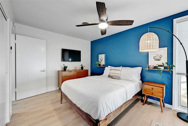 This angle showcases the entry to the bedroom. | Image 22