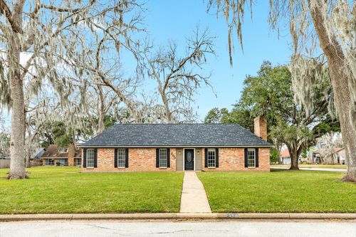 200 Wentworth Dr, West Columbia, TX, 77486-9654 | Card Image