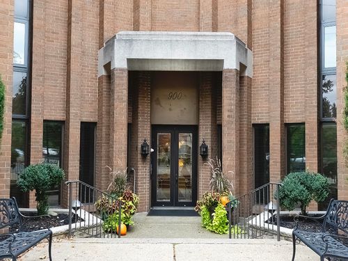 apt-512-900 Washington Rd, Mt. Lebanon, PA, 15228-2046 | Card Image