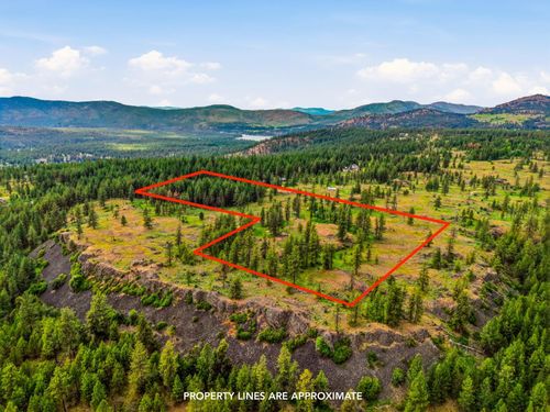 6582 Stony Way, Nine Mile Falls, WA, 99026-5109 | Card Image