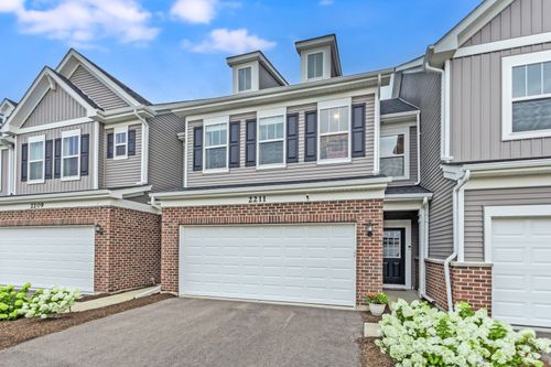 2211 Horseshoe Cir, Naperville, IL, 60564-1055 | Card Image