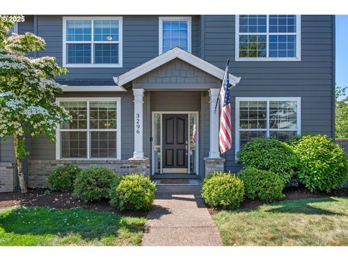 3296 Nomie Way, West Linn, OR, 97068-5622 | Card Image