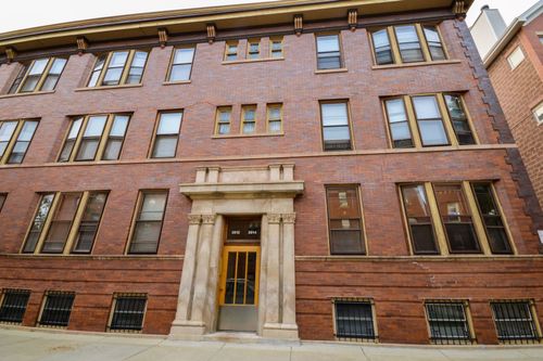 apt-1-3912 N Greenview Ave, Chicago, IL, 60613-7043 | Card Image