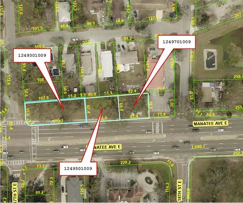 1701 Manatee Ave E, BRADENTON, FL, 34208-1421 | Card Image