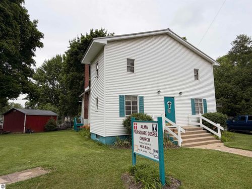 1117 Michigan Ave, Alma, MI, 48801-1331 | Card Image