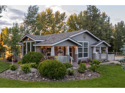 83440 Russell Ln, Joseph, OR, 97846-8205 | Card Image