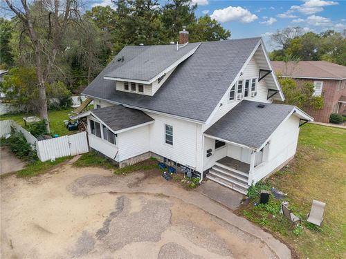 1901 Broadway Street, Menomonie, WI, 54751 | Card Image