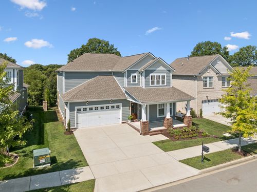 2189 Maytown Cir, Thompsons Station, TN, 37179-1012 | Card Image