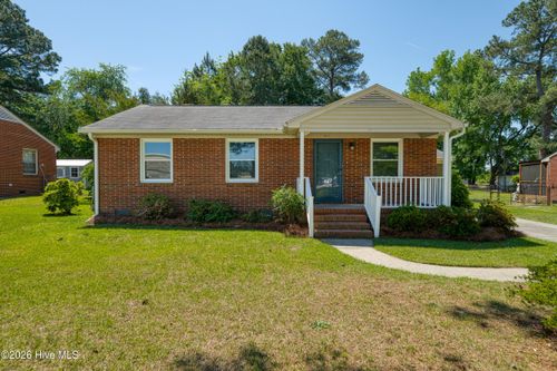 207 Centre St, Tarboro, NC, 27886-2102 | Card Image