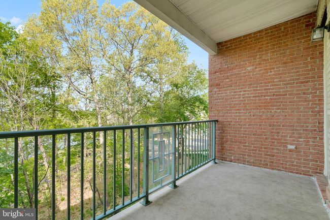 APT-202 - 12161 Abington Hall Pl, Condo with 2 bedrooms, 2 bathrooms and null parking in RESTON VA | Image 5