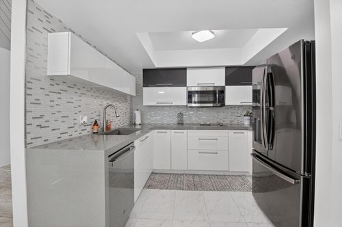 d-4310 Village Dr, Delray Beach, FL, 33445-2847 | Card Image