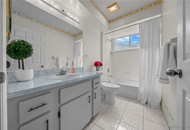 Guest Bathroom | Image 52