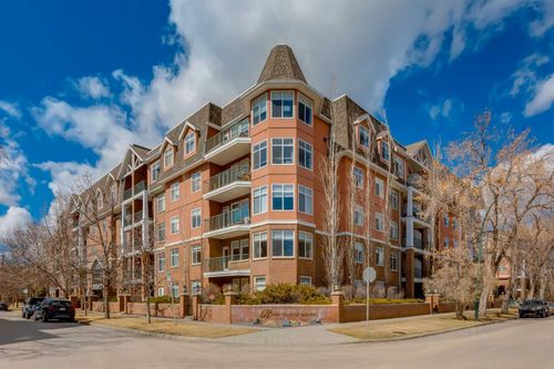 302-59 22 Ave Sw, Calgary, AB, T2S3C7 | Card Image